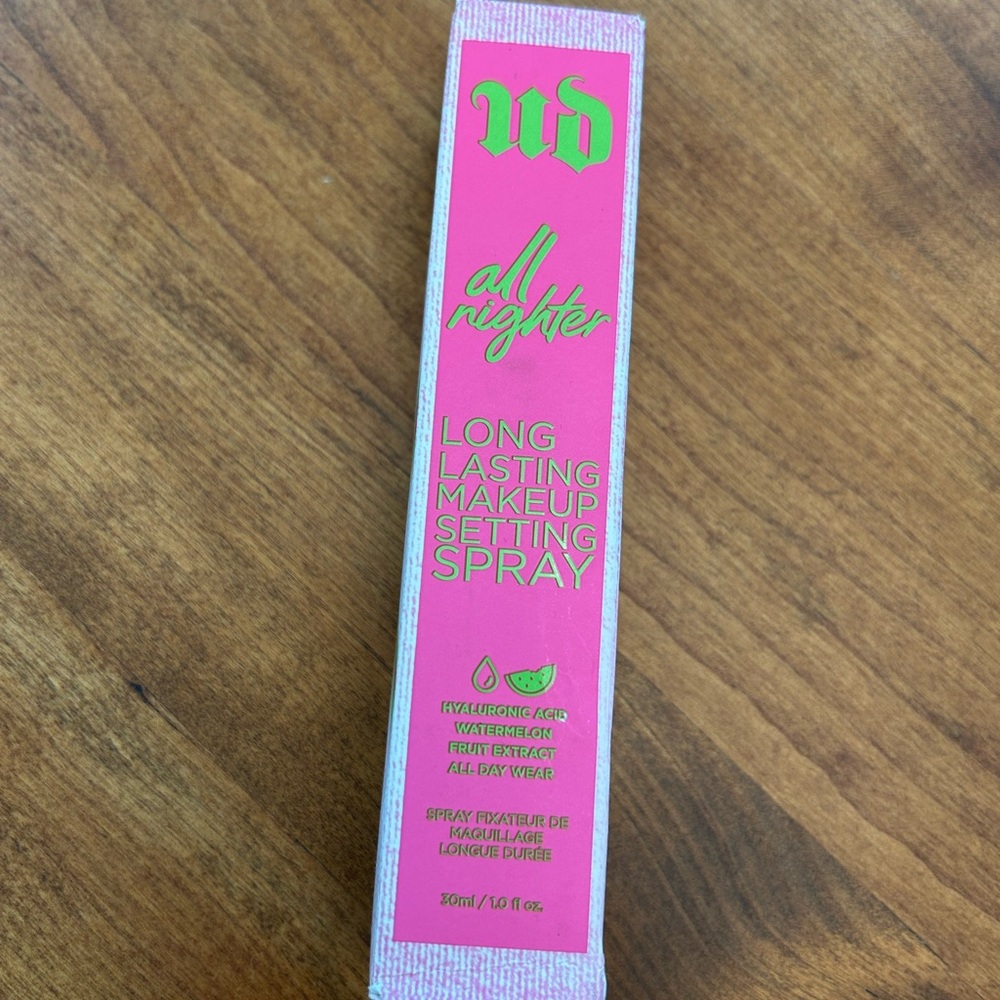 Urban Decay All Nighter Makeup Setting Spray - Pink and Green